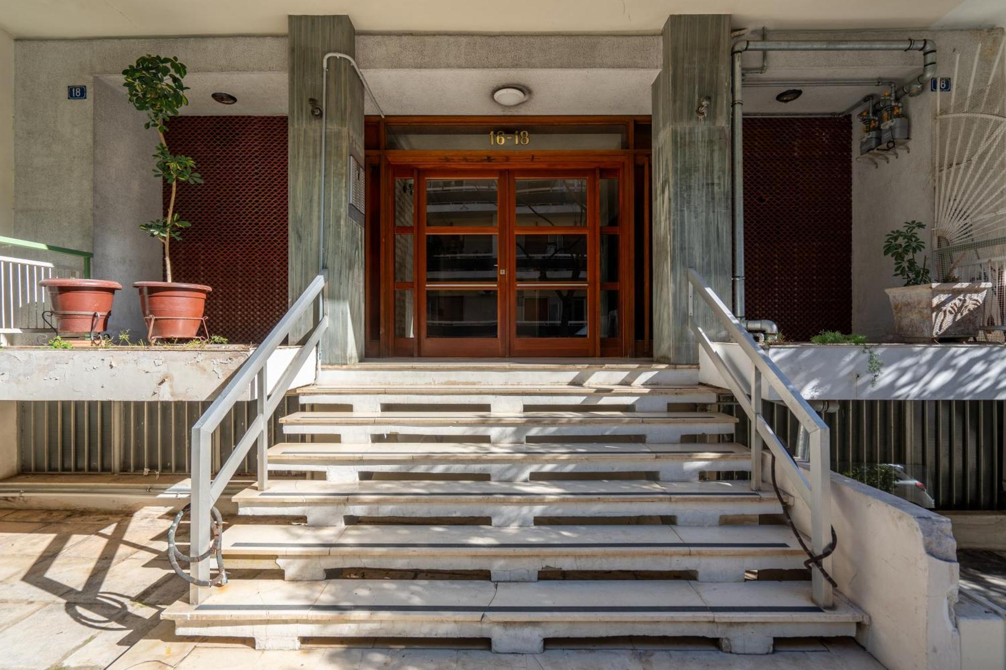 Exclusive And Deluxe Apartment In Athens City エクステリア 写真